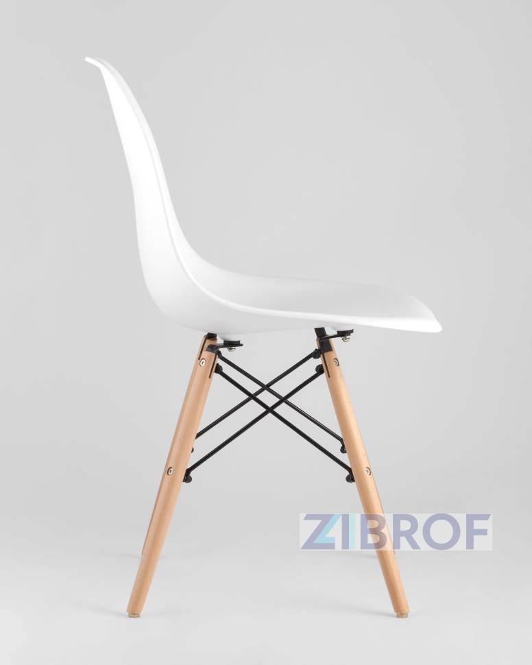 Eames D80, 3 стула Eames DSW белые