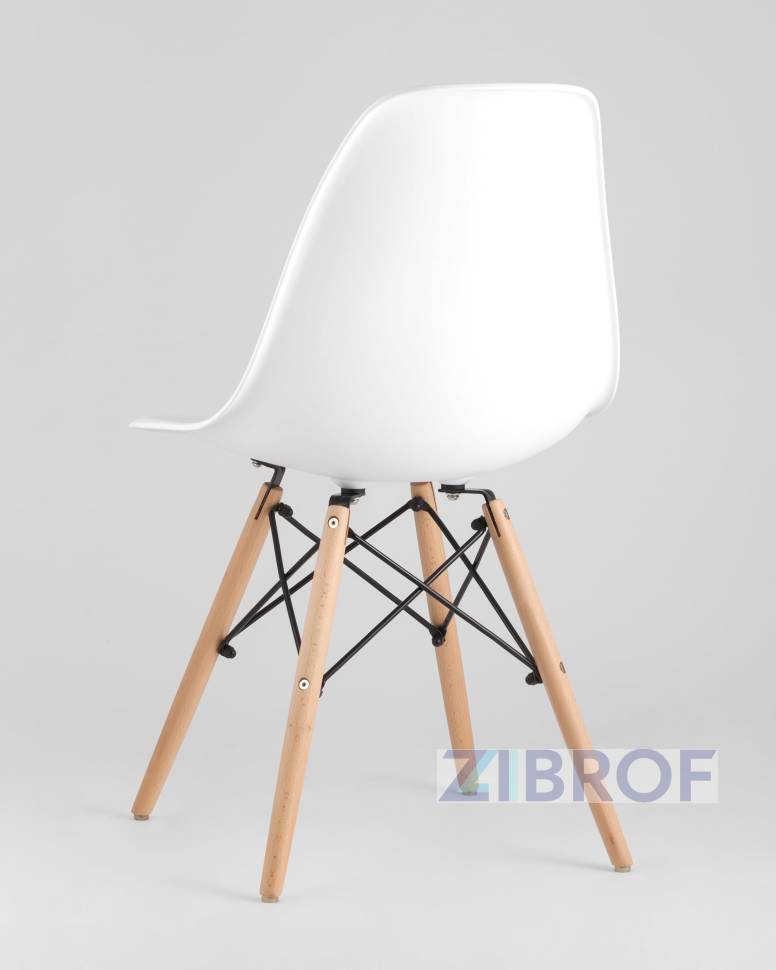 Eames D80, 3 стула Eames DSW белые