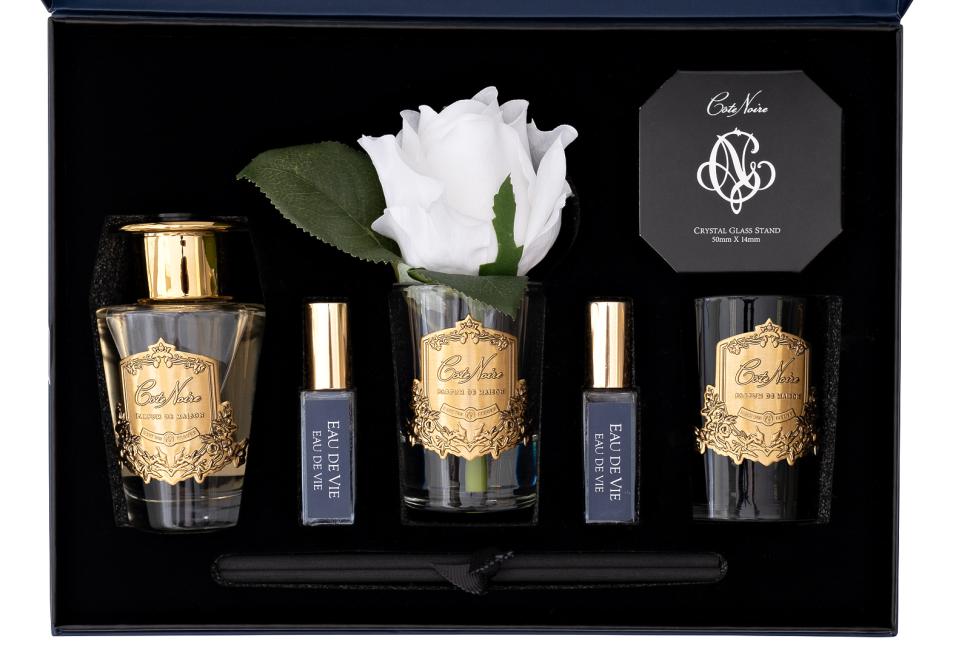 96CN-GP004 Набор подарочный Живая Вода/Eau de vie - диффузор 90мл, роза иск., спрей 2*5мл, свеча75гр